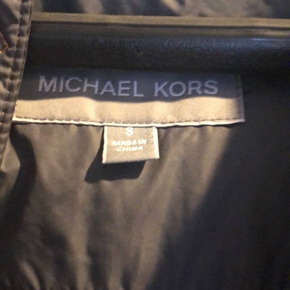 Coat - Picture 2 of 2